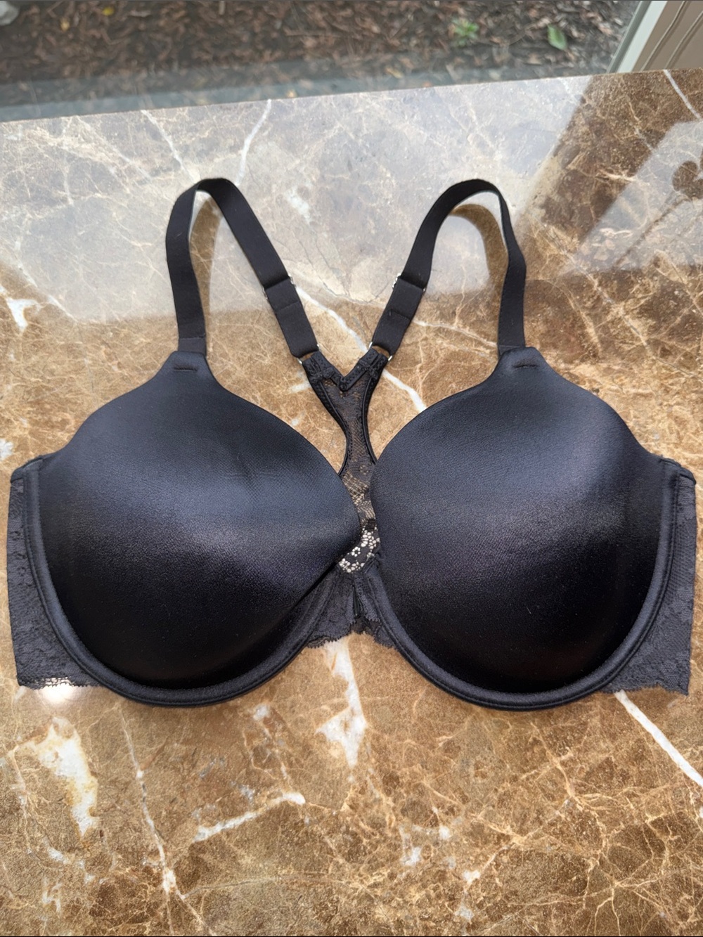 Maidenform Black Racerback Molded Bra with Lace Accent